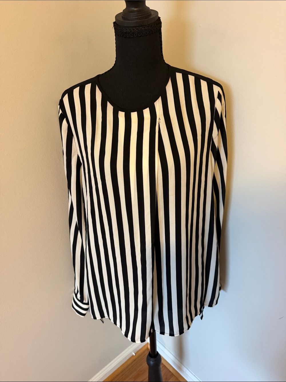 Vince Camuto Black & White Vertical Stripe Long-Sleeve Blouse
